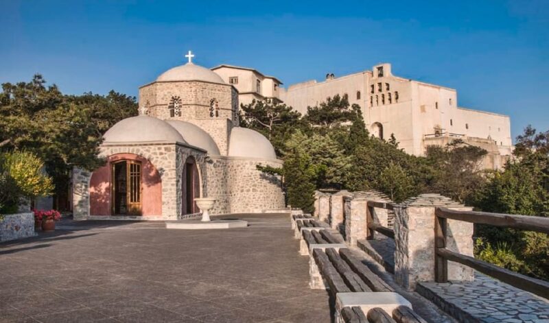Santorini:Privet Highlights Tour With Wine Tasting - Itinerary and Highlights