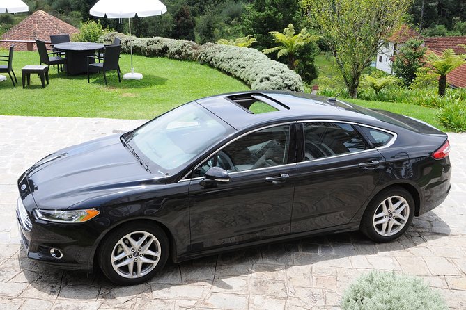 (Sedan Executive Class) Transfer VCP Airport • São Paulo - Meeting and Pickup