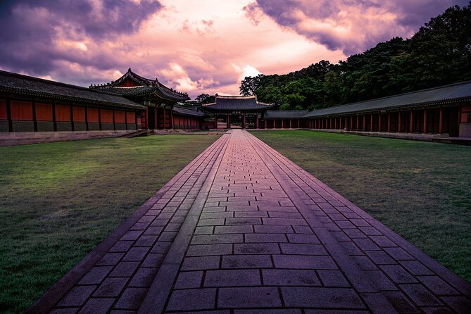 Seoul City Walking Private Tour (3hours) - Itinerary Highlights