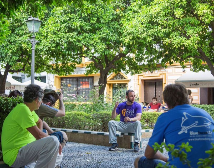 Seville: 1-Hour Walking Tour Barrio De Santa Cruz - Experience Highlights