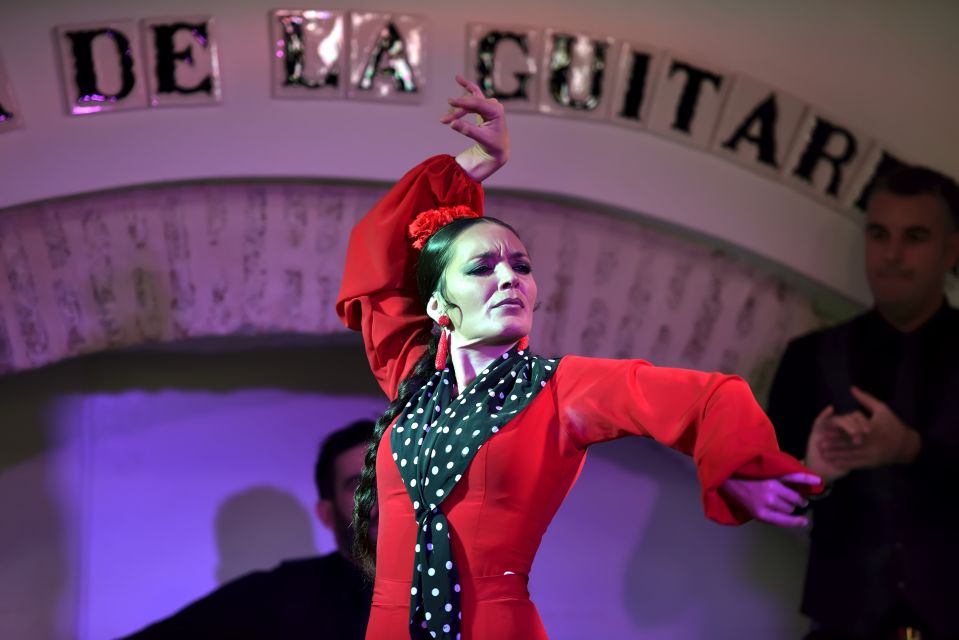 Seville: Ticket to Flamenco Show at La Casa De La Guitarra - Experience Highlights