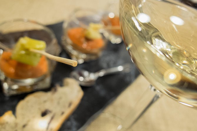 Seville Wine & Gourmet Tapas Tour by Food Lover Tour - Meeting Point and Accessibility
