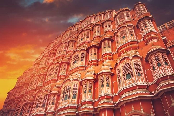 Skip The Line: Exclusive 2 Days Guided Jaipur Tour With Hotel, Lunch & Entry Fee - Included Features