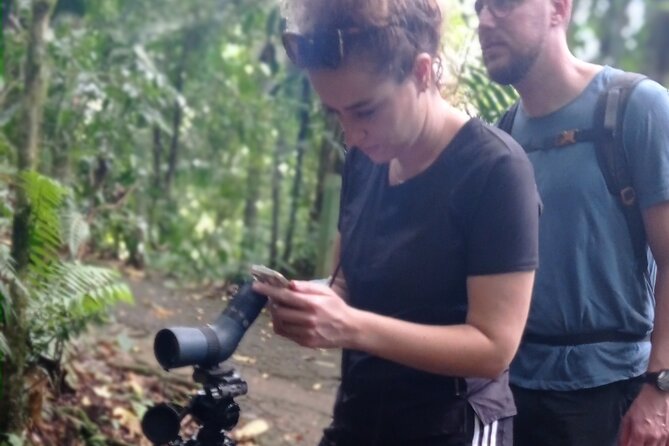 Sloth Tour in La Fortuna - Arenal . NATURAL HABITAT - Wildlife Observation