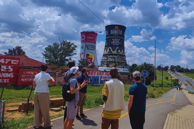Soweto and Apartheid Museum Guided Tour - Pickup and Accessibility Details