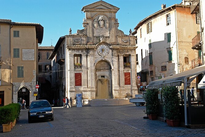 Spoleto Private Walking Tour With Official Guide - Uncovering Renaissance Masterpieces