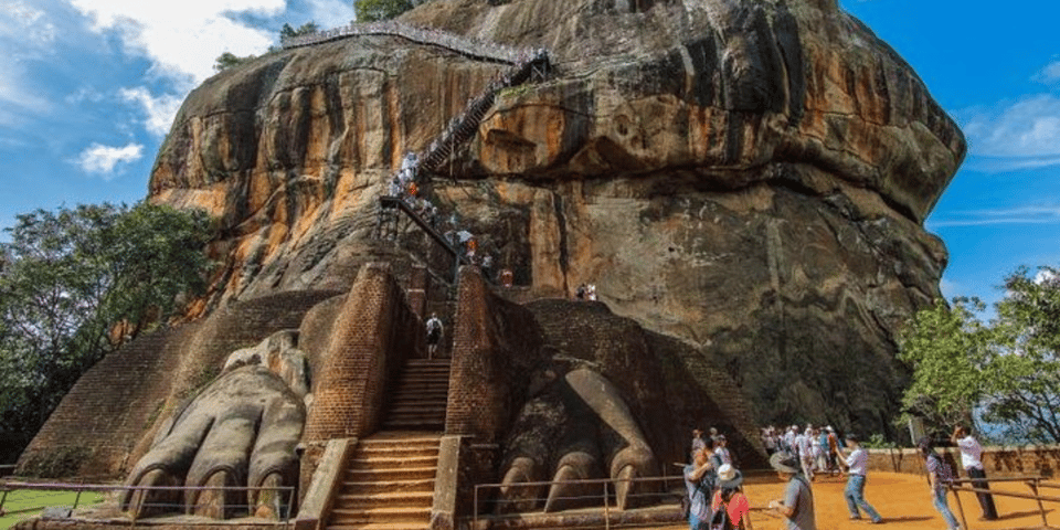 Sri Lankas Ancient Wonders: Sigiriya Rock and Polonnaruwa - Itinerary and Duration