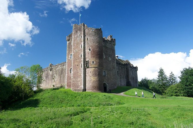 Stirling Castle Loch Lomond and Trossachs National Park Day Tour - Customizable Experience