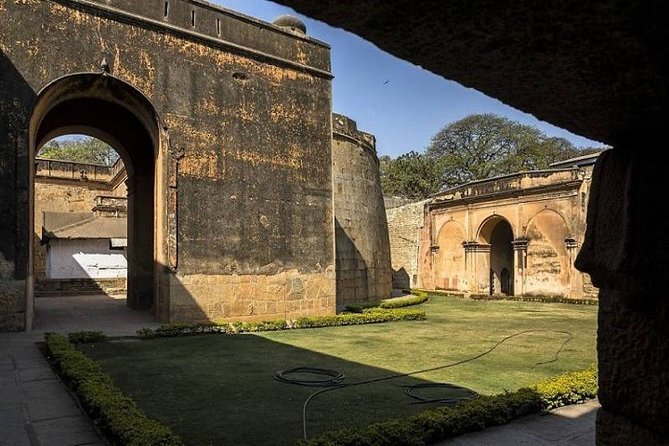 Sunshine Bangalore Day Tour, Lal Bagh & Tipu Sultan Fort - Exploring Lalbagh Botanical Garden