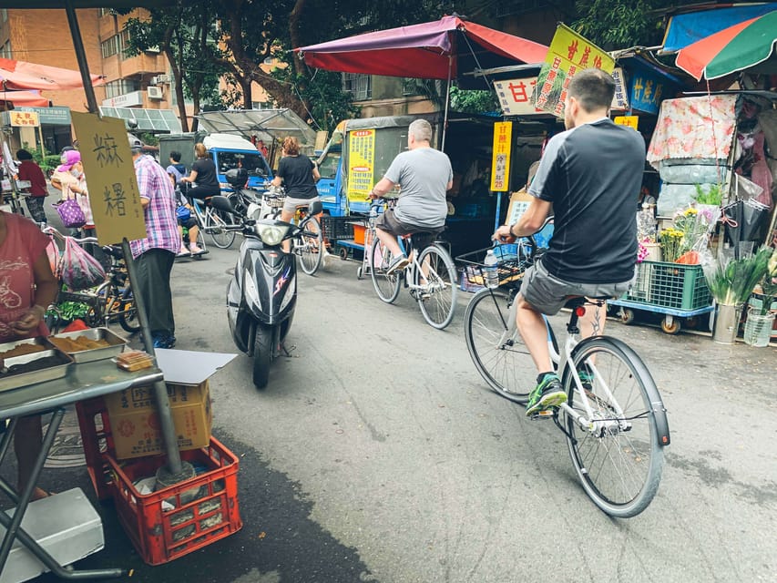 Taipei: 4-Hour Morning City Cycling Tour With Breakfast - Itinerary Highlights