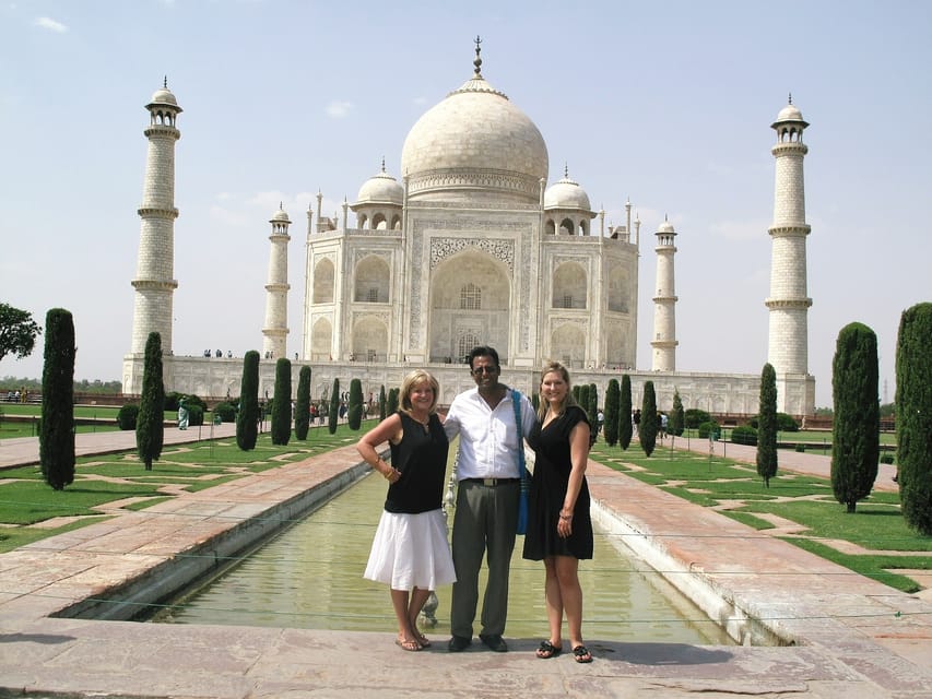 Taj Mahal Day Same Day by Local Flights From Mumbai - Itinerary and Highlights