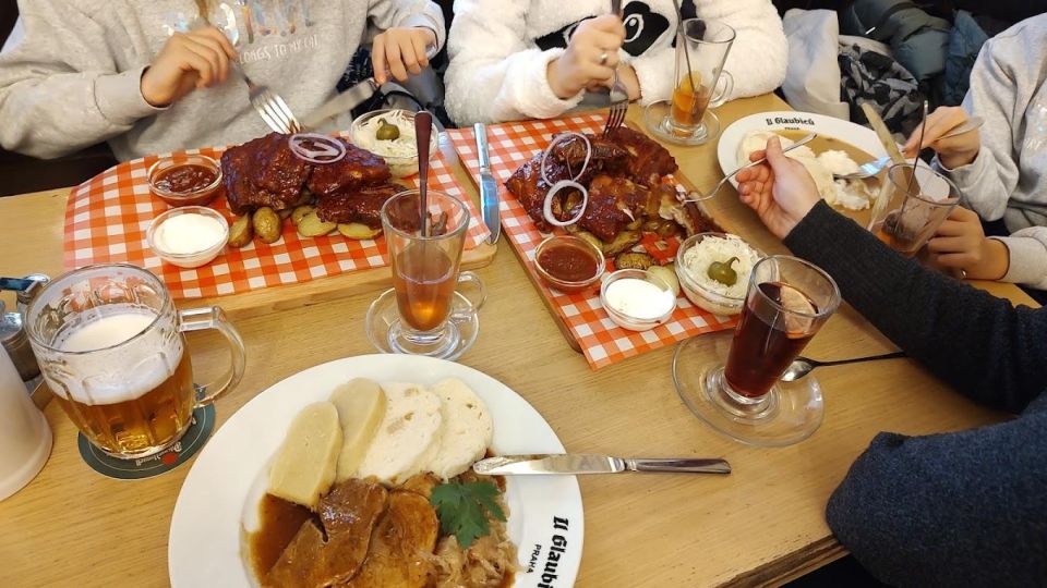 Taste of Prague: 10 Beers and Traditional Czech Dinner - Traditional Czech Cuisine