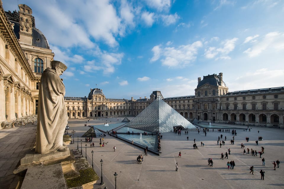 The Louvre Museum - PRIVATE TOUR - Exploring Iconic Masterpieces