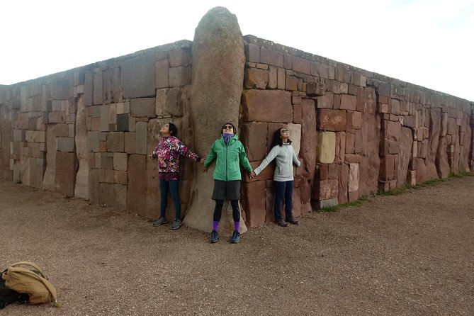 Tiwanaku Archaeological Site + Titikaka LAKE - Pickup and Meeting Details