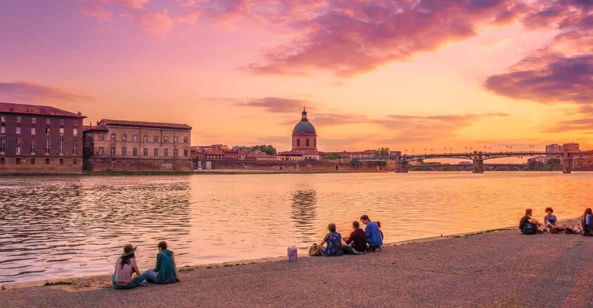 Toulouse: Express Walk With a Local in 60 Minutes - Experience Highlights