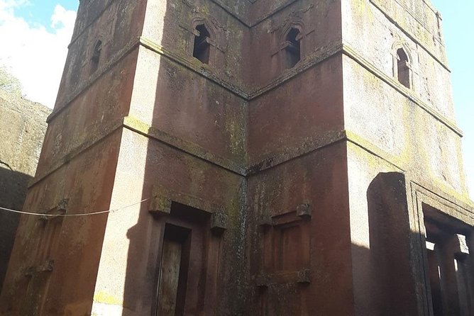 Tour 11 Monolithic Rock Churches & Museum in Lalibela & Cave Church With Mummies - Monolithic Rock Churches
