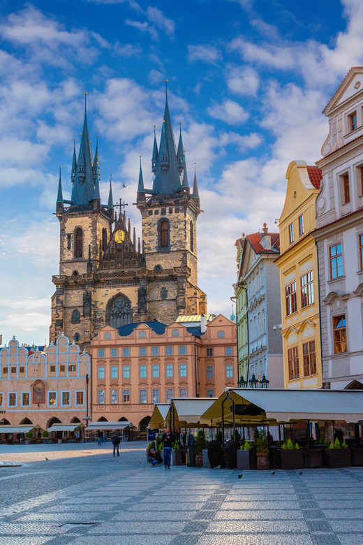 Transfer From Vienna to Prague With English-Speaking Driver - Pickup and Dropoff Options