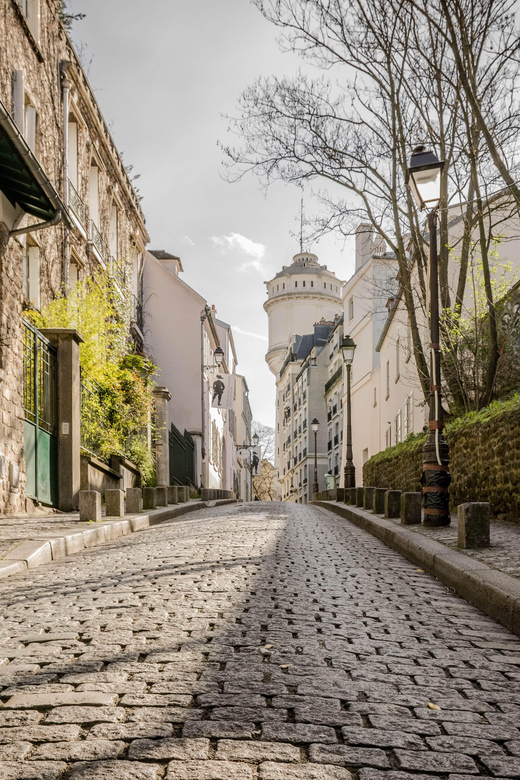 Treasure Hunt : the Burglar of the Hill of Montmartre - Activity Description