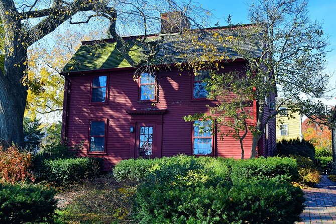 Ultimate Historic Salem and Witch Trials Self-Guided Walking Tour - Accessibility and Usage Instructions