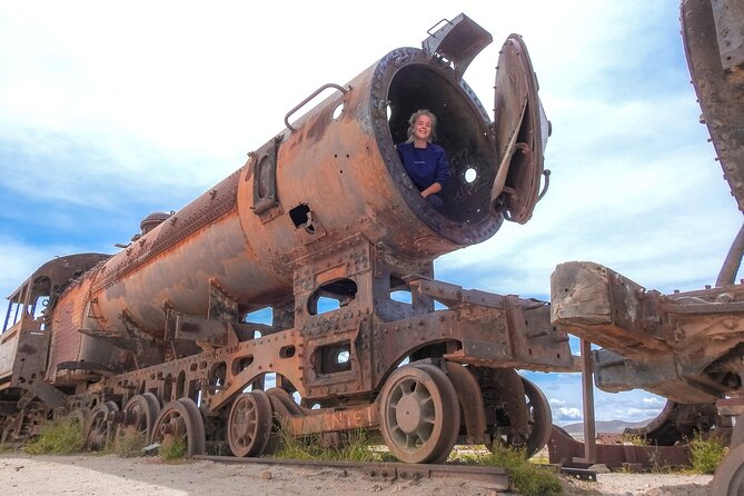 Uyuni Salt Flats And Colored Lagoons_3 Days_shared Tour_english Speaking Guide - Day 1 Itinerary