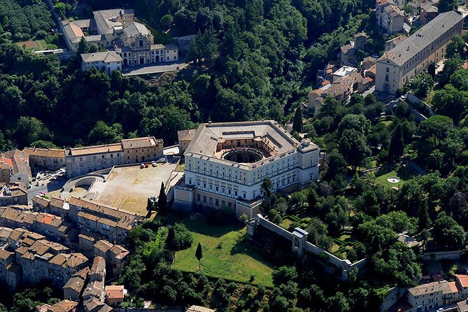 Villa Farnese in Caprarola, Masterpiece of Renaissance Architecture – Private Tour - Scala Regia Staircase