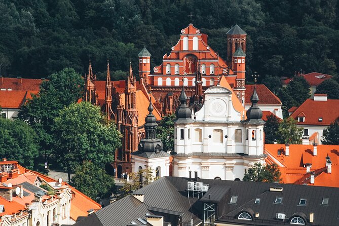 Vilnius Private Walking Tour Review - Highlights of the Guided Experience