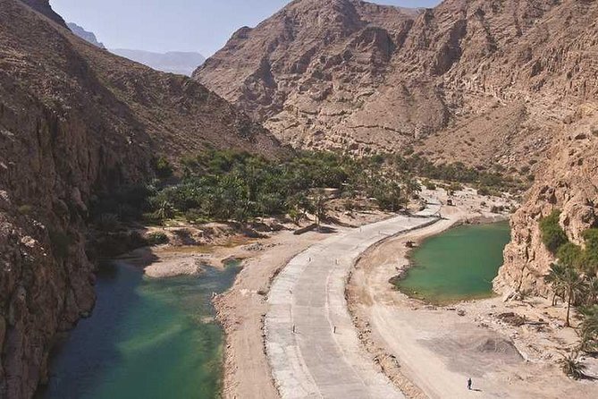 Wadishab and Bhima Sink Hole (Sharing Tours - Itinerary Highlights