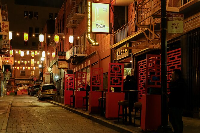 Walk With Spirits: a Haunted Pub Crawl in San Francisco - Ghosts and Cocktails in Chinatown