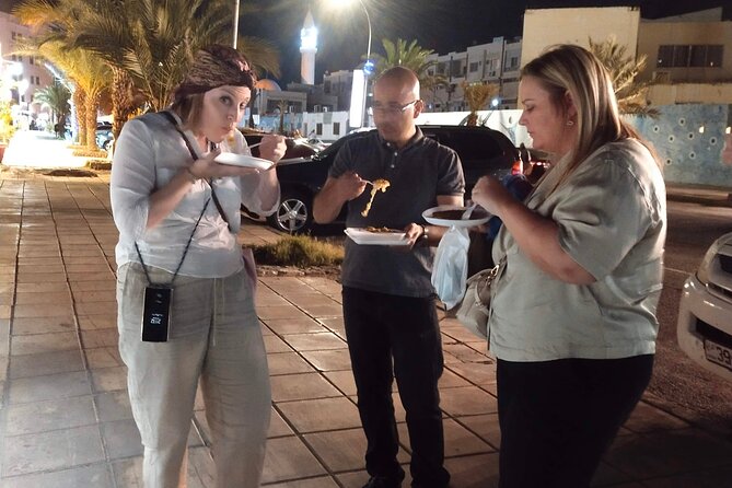 Walking Tour, Visit the Old Town and Markets, Taste Food - What to Expect on the Tour