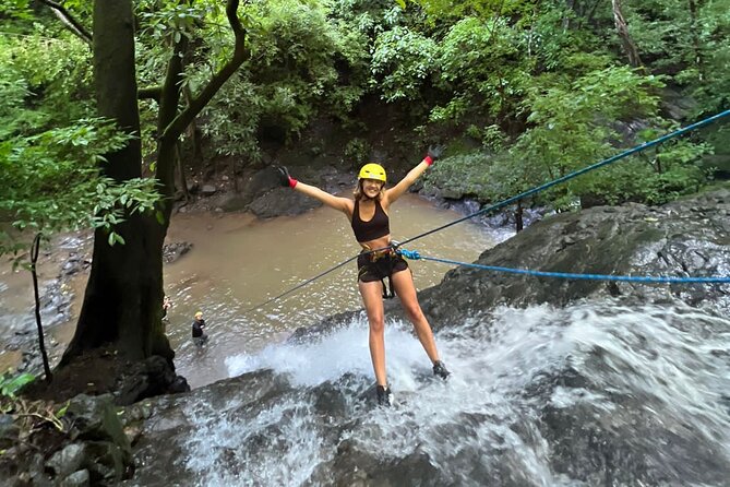 Waterfall Rappelling Nosara - Inclusions and Logistics
