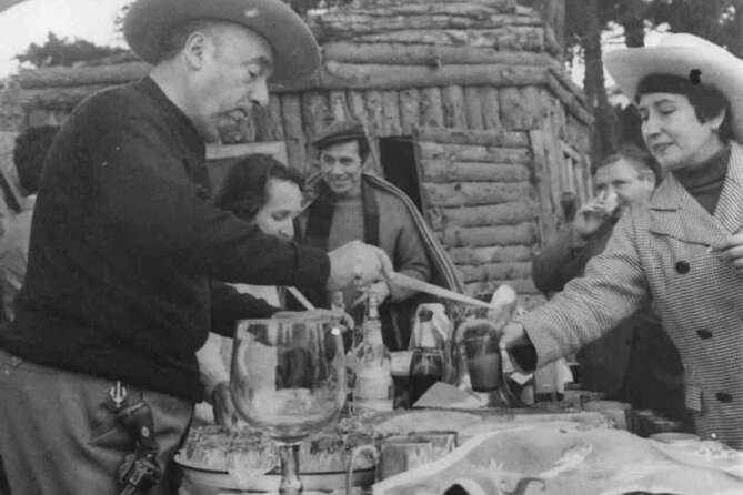 Wetravelneruda'S Route - Pablo Neruda'S Route - Private Tour - Isla Negra Museum House