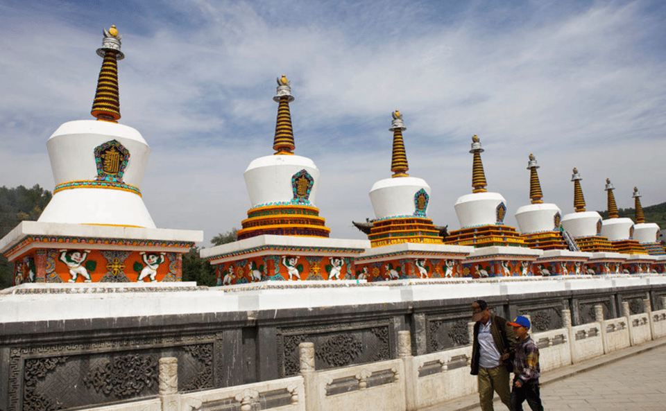 Xining Kumbum Monastery Great Mosque& Old Street Day Tour - Dongguan Great Mosque