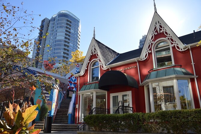 Yorkville-Bloor: Discover Canadian Haight-Ashbury on a Self-Guided Audio Tour - User Experience