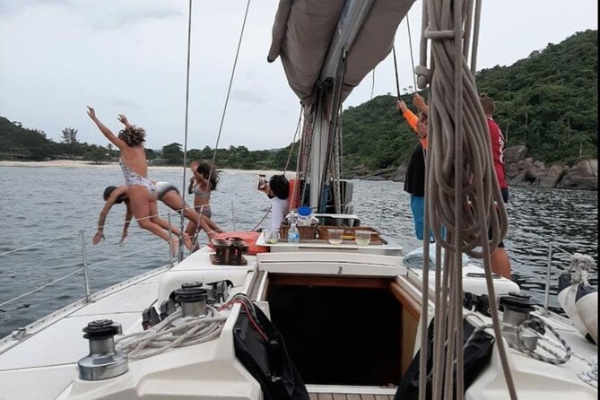 3-hour Boat Tour of Rio in a Shared Group – Late Mornings & Sunset Departures - Tour Overview