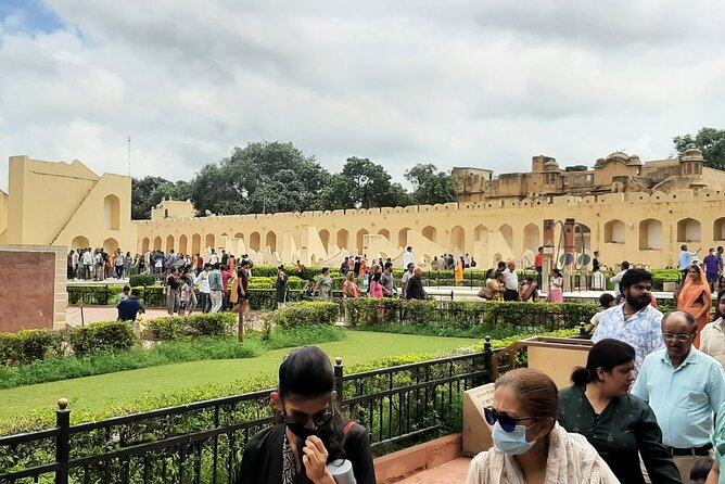 2 Days Private Tour of Jaipur With Amber Fort and City Palace - Day 2 Itinerary