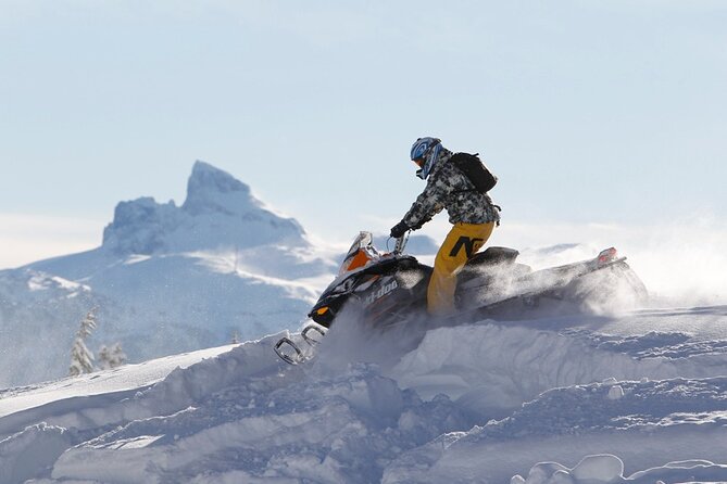 2 Hour Wilderness Adventure Snowmobile Tour in Whistler - Meeting Location and Arrival