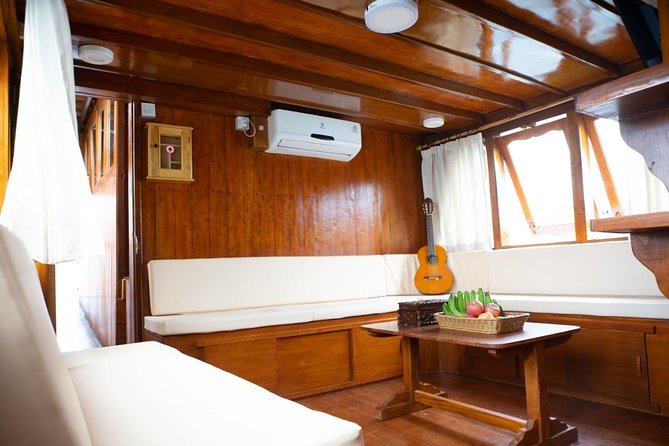 2Days Komodo Tour By Private Boat - Meeting and Pickup Details