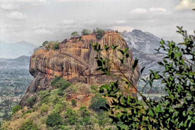 3 Day SriLanka Cultural Tour:Dambulla/ Sigiriya/ Polonnaruwa / Minneriya/ Kandy - Day 3 Activities