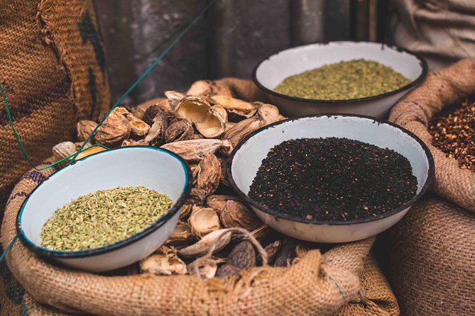 3-hour Guided Small Group Tour of Spice Market and Old Delhi - Visit to Jama Masjid