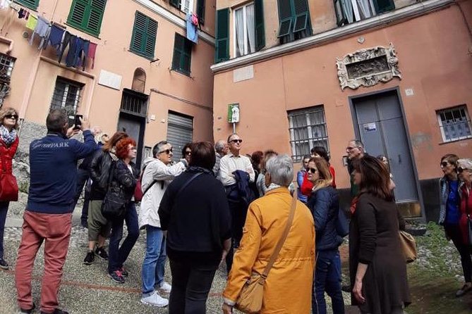 3 Hours Private Walking Tour of Genoa From the Cruise Terminal - Private Guide and Personalized Experience