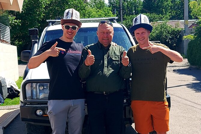 4×4 Private Driver and Guide in Kyrgyzstan - Included Amenities