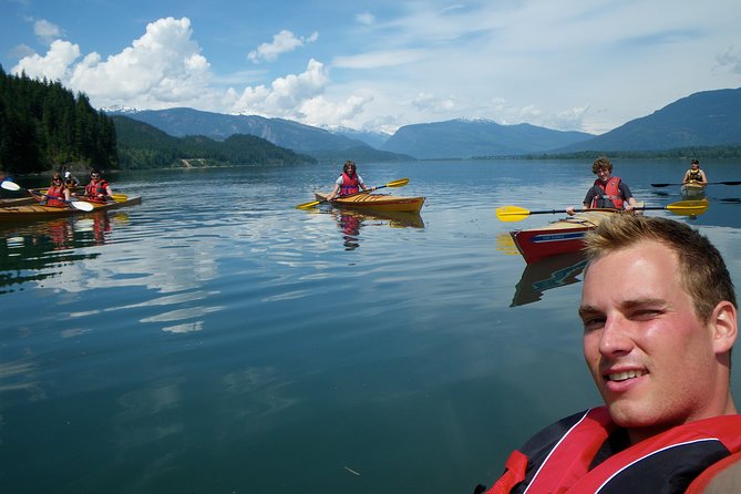 5-Day Rocky Mountains Coho Tour From Vancouver Finish Banff - Guide and Support