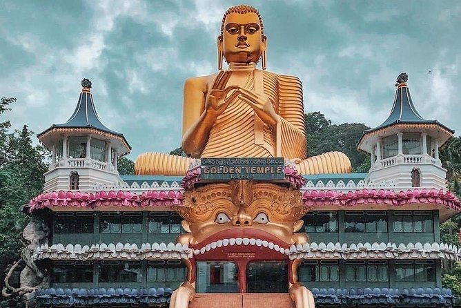 6-Day Sri Lanka Heritage Private Tour - Day 1: Arrival and Sigiriya