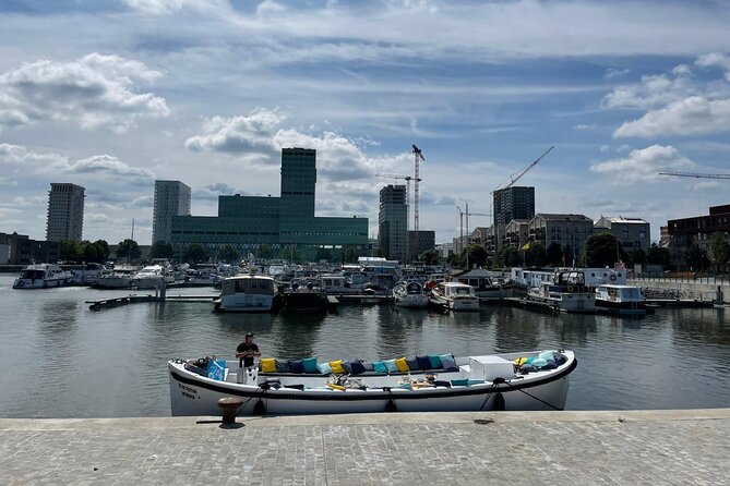 90 Minutes Private Aperitif Boat Ride in Antwerp - Meeting Point and Logistics