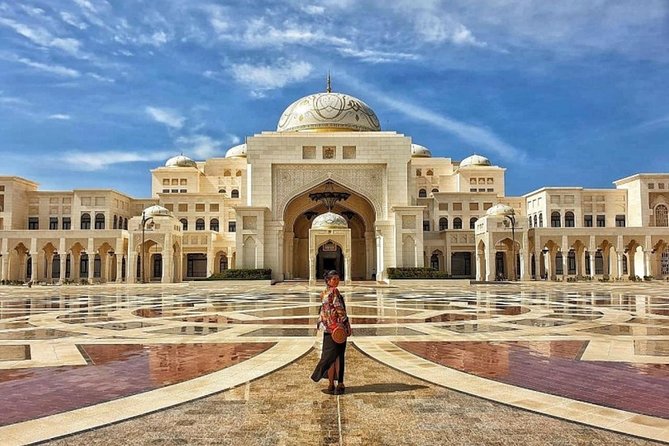 Abu Dhabi Half Day City Tour - Emirates Palace Hotel