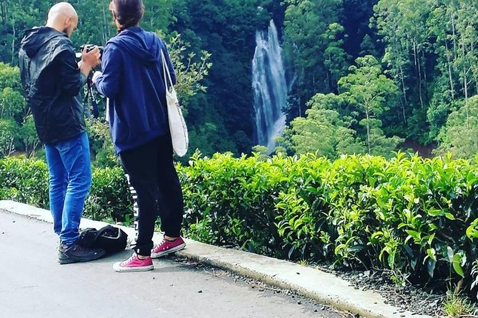Adams Peak (Sri Pada) Waterfalls Tour - Swimming at Mohini Falls