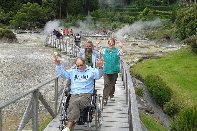 Adapted Van Tour - Furnas (Full Day) - Parque Terra Nostra Visit