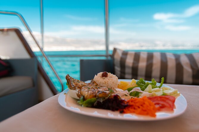 Agadir Phantom Boat Trip With Lunch Included - Participant Capacity and Duration