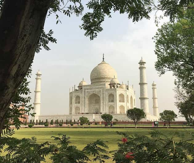 Agra Tour Package - Transportation and Pickup