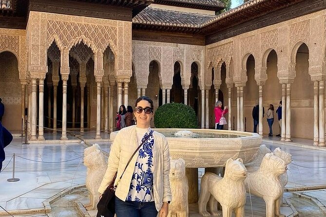 Alhambra, Generalife & Nasrid Palace Self Audio Guide Tour - Generalife: The Sultans Summer Retreat